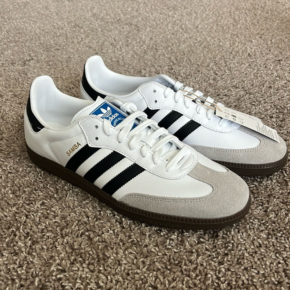 Men’s Adidas Sambas NWT!